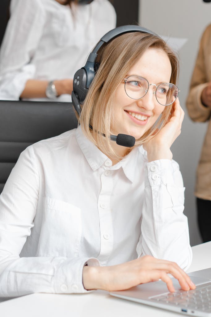 customer experience management in digital age - call center service